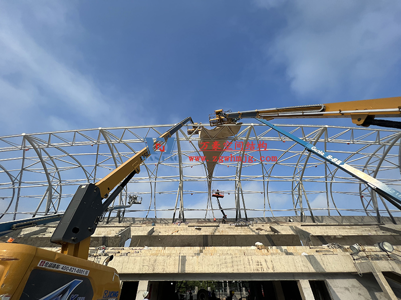 體育場膜結(jié)構(gòu) 體育場膜結(jié)構(gòu)