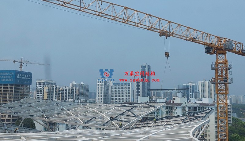 勞動最光榮，致敬一線工作者！