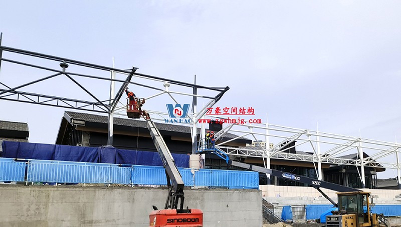 勞動最光榮，致敬一線工作者！