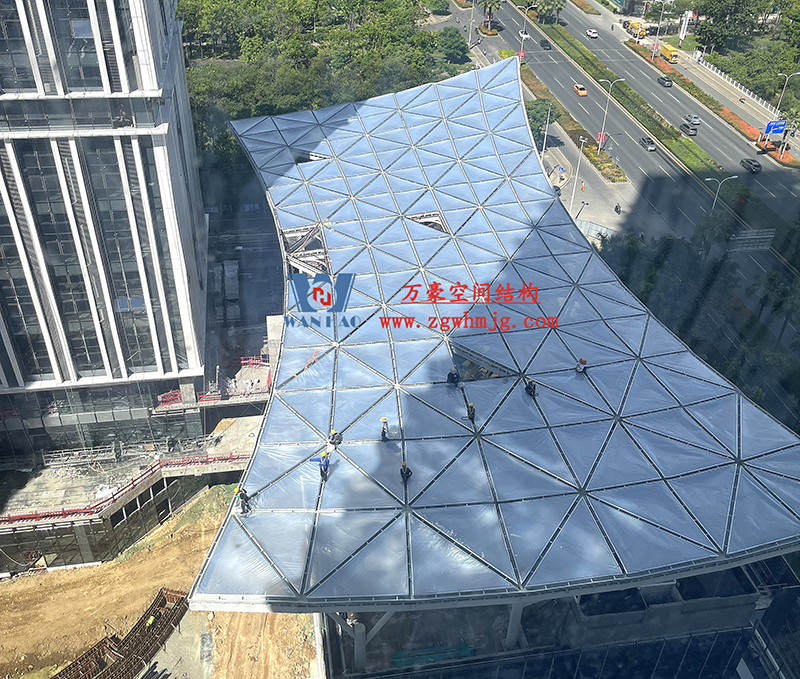 縱使烈日炎炎，腳步從未止歇！海南這個ETFE氣枕膜項目施工進度有最新消息