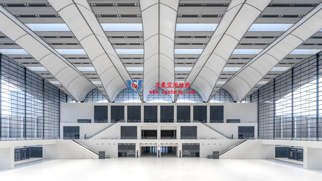 有骨骼、有皮膚的PTFE膜結(jié)構(gòu)建筑