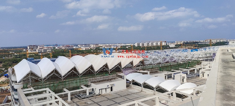 施工加速，這個PTFE膜結(jié)構天幕即將完工！