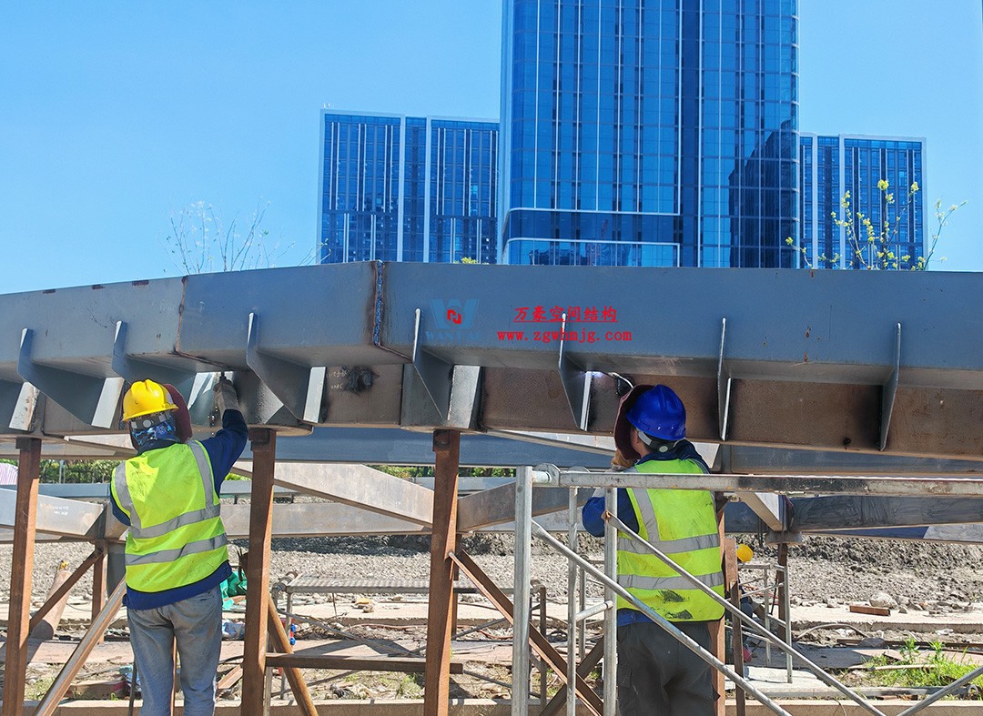 攻堅(jiān)克難，全速推進(jìn)|這個(gè)ETFE商業(yè)天幕迎來(lái)新進(jìn)展