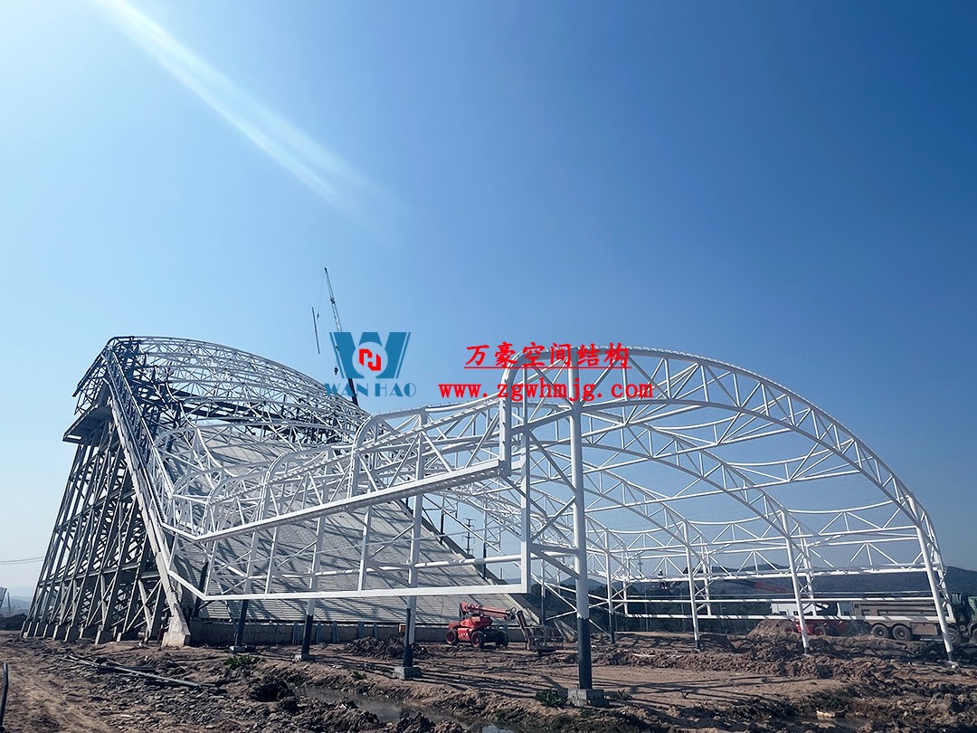 馭風(fēng)逐沙，織就賽道美學(xué)——比亞迪紹興嵊州賽車場(chǎng)干拔沙坡觀景平臺(tái)鋼膜結(jié)構(gòu)