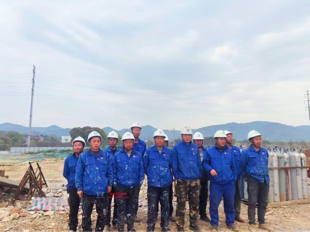 馭風(fēng)逐沙，織就賽道美學(xué)——比亞迪紹興嵊州賽車場(chǎng)干拔沙坡觀景平臺(tái)鋼膜結(jié)構(gòu)