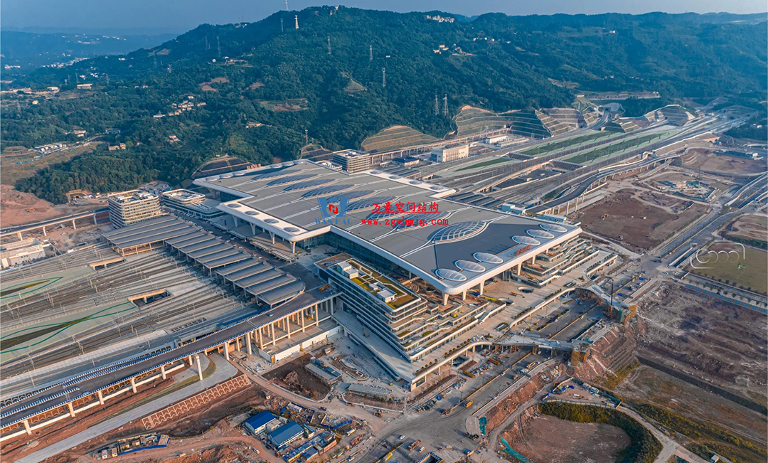 重慶東站：揭開(kāi)“西部高鐵新地標(biāo)”神秘面紗