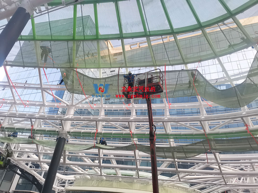 ETFE膜材有什么優(yōu)點(diǎn)？ETFE膜結(jié)構(gòu)有哪些分類？