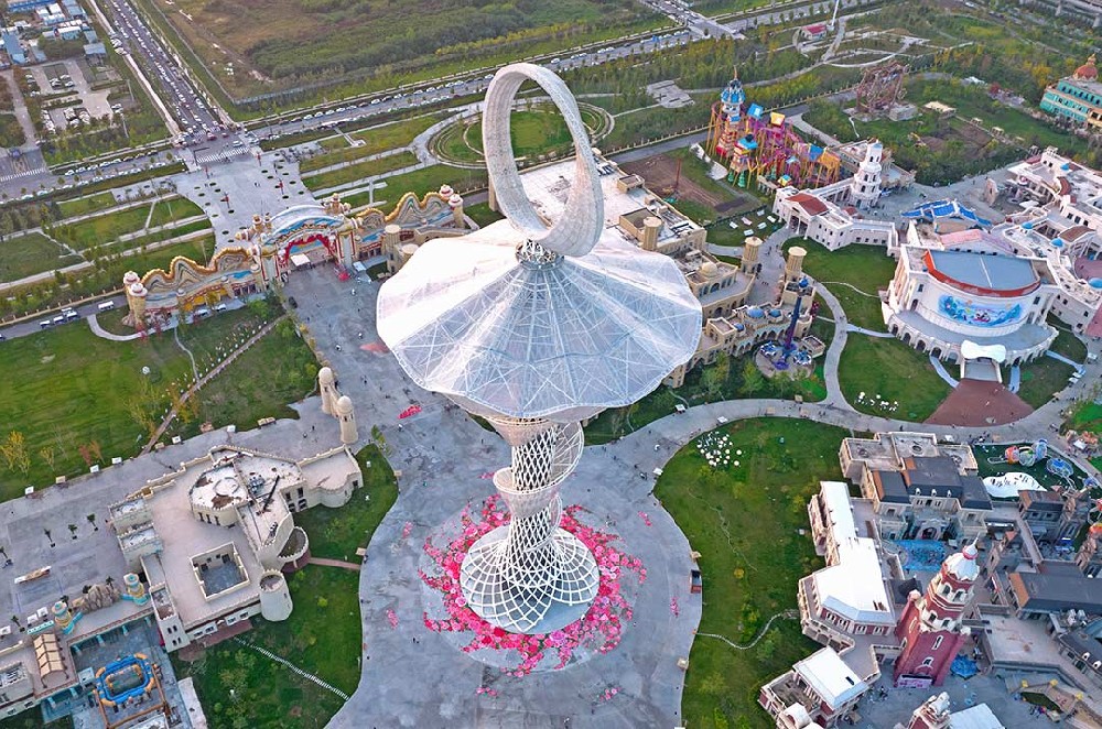 ETFE膜結構：打造會呼吸的生態(tài)建筑