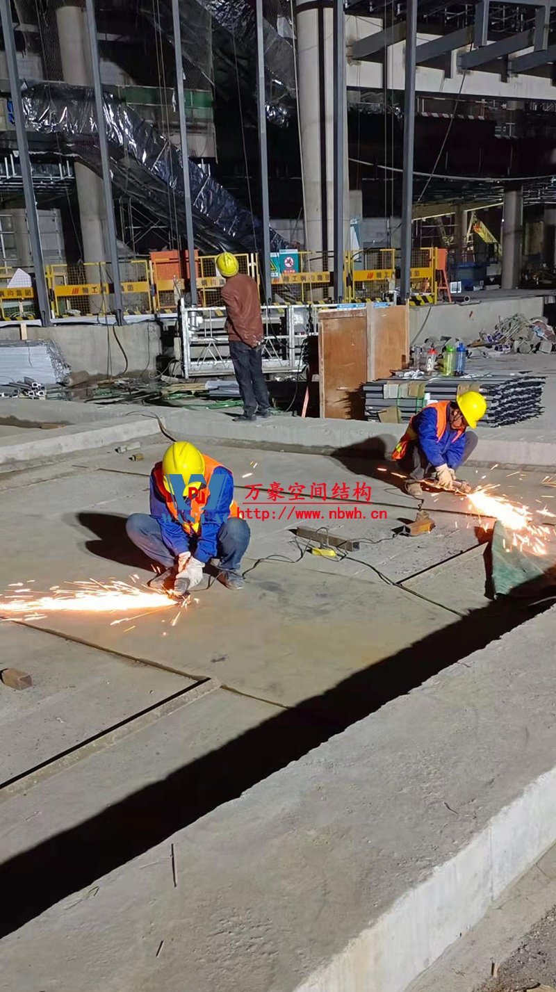 紹興國際會展中心一期B區(qū)會議中心 PTFE外立面網格膜工程火熱施工中
