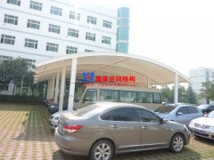 寧波膜結(jié)構(gòu)車棚制作哪個(gè)公司好？為什么寧波膜結(jié)構(gòu)公司選萬(wàn)豪？