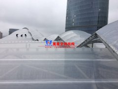 膜結(jié)構(gòu)膜材中ETFE膜與PTFE膜哪個(gè)好？分別有什么特點(diǎn)？