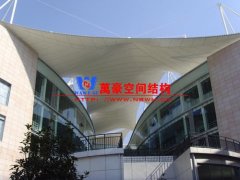 張拉膜結(jié)構(gòu)是什么？張拉膜結(jié)構(gòu)設(shè)計(jì)需要考慮哪些問題
