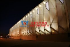 膜結(jié)構(gòu)是如何抵御惡劣天氣的？為什么膜結(jié)構(gòu)建筑應(yīng)用越來越廣？